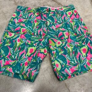 NWOT Lilly Pulitzer Guac & Roll Pink & Green Leaf Print Shorts Size 34